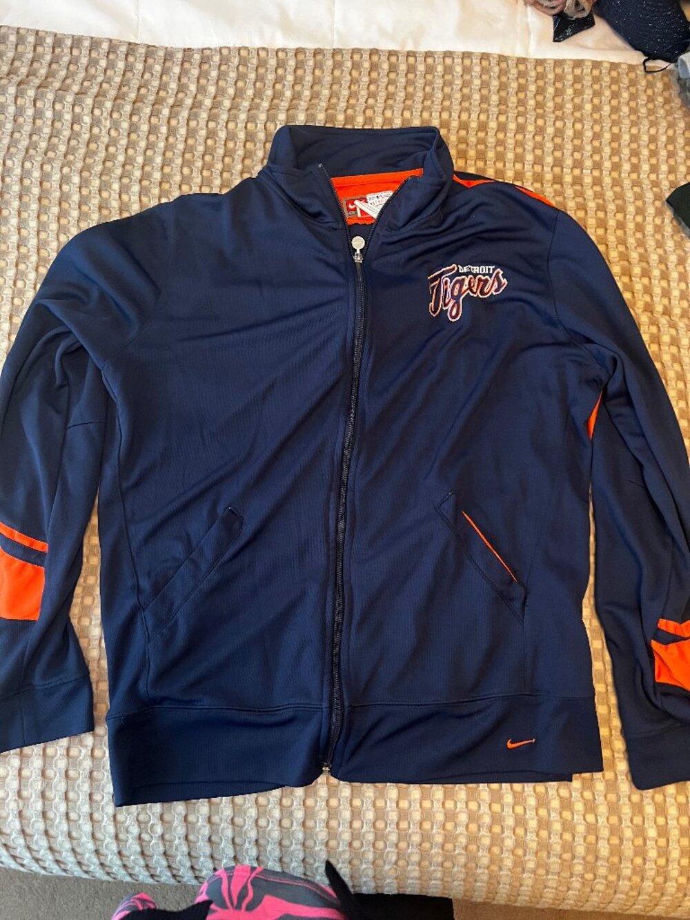 Detroit Tigers Nike Zip Up Size XL-Boys